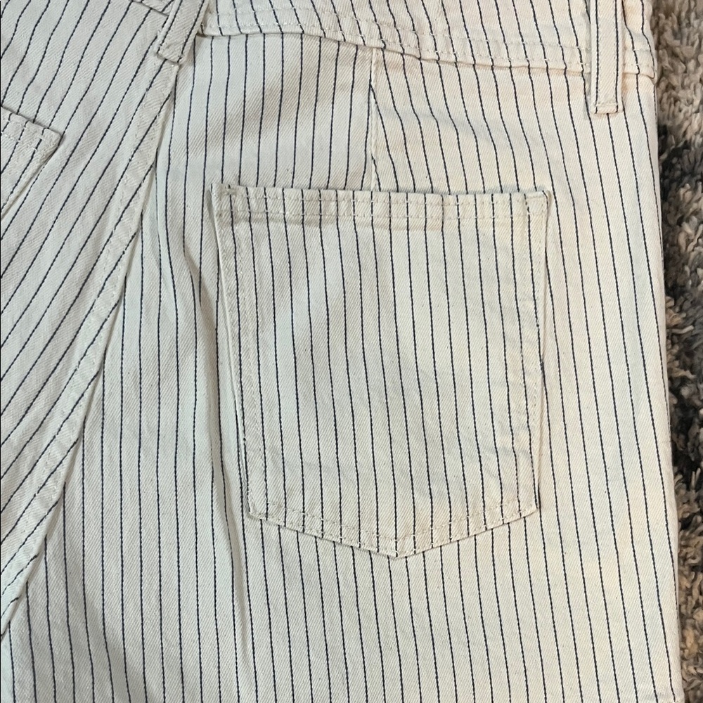 Universal Thread High Rise Striped Shorts - Cream and Blue {14} - Picture 6 of 7